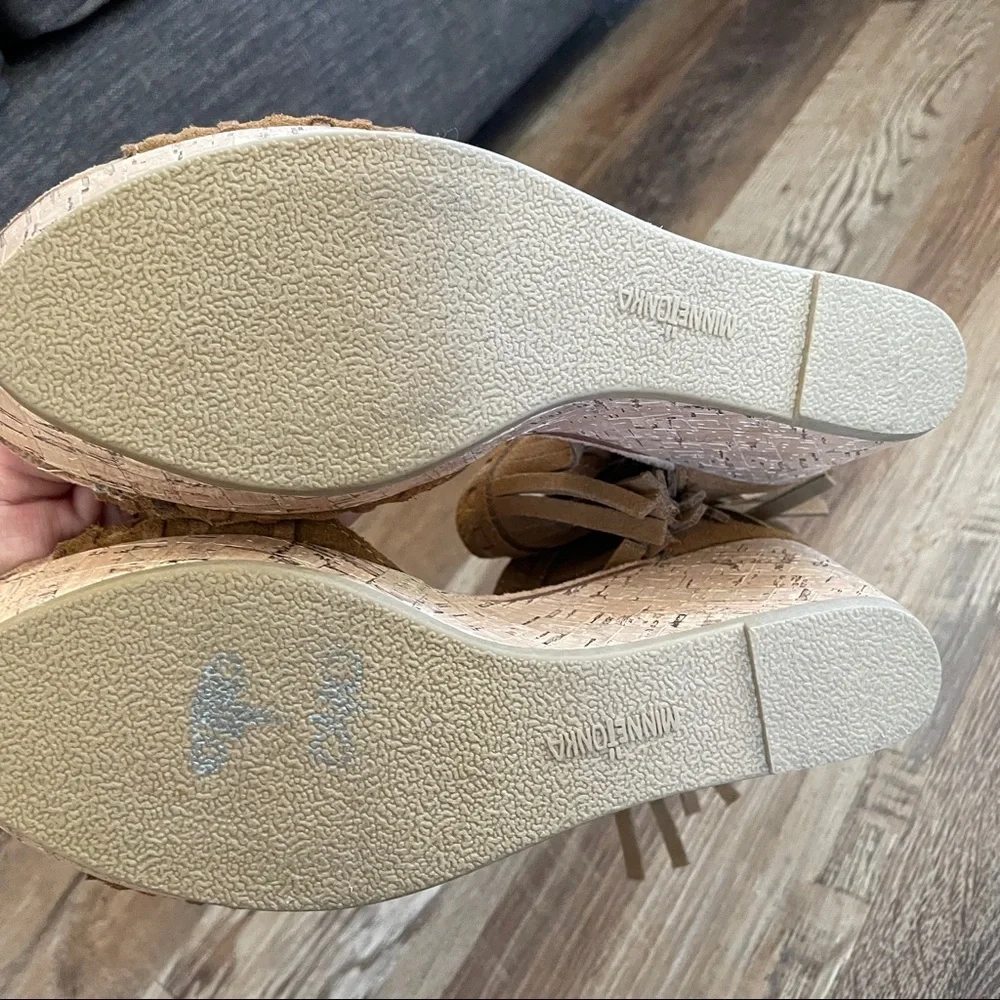 Minnetonka wedge heels 10 - Picture 9 of 9